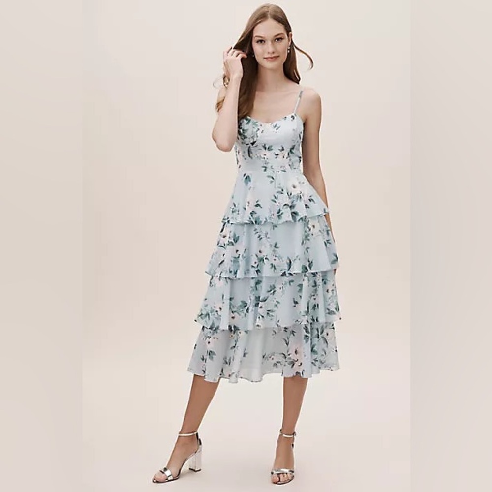 Yumi Kim Anthropologie ladies Aidy floral tea length dress. Size XS. Powder blue